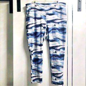 Athletic works 2X Blue “Waves”Leggings